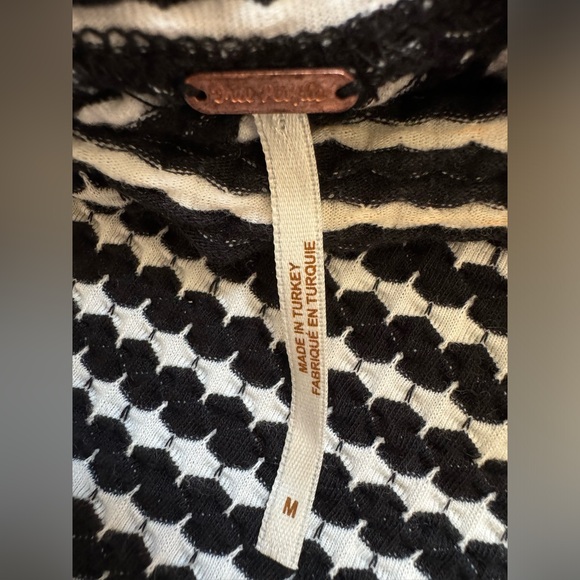 Free people Black Patterned stripe Sleeveless Mock Top - Picture 3 of 4